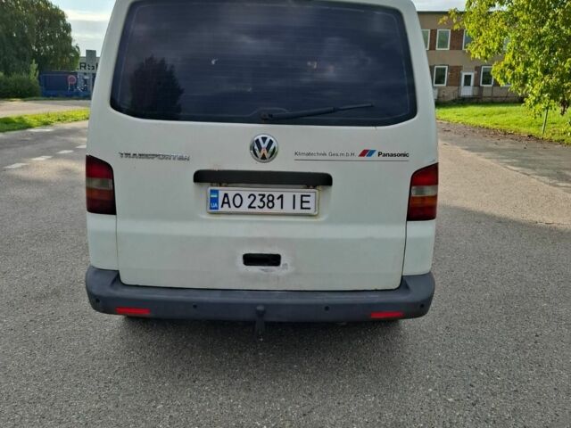 Белый Фольксваген Transporter, объемом двигателя 1.9 л и пробегом 453 тыс. км за 5900 $, фото 2 на Automoto.ua