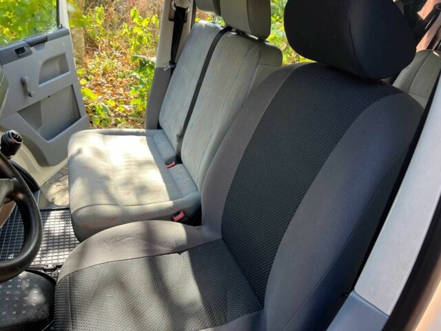 Белый Фольксваген Transporter, объемом двигателя 1.9 л и пробегом 333 тыс. км за 8900 $, фото 3 на Automoto.ua