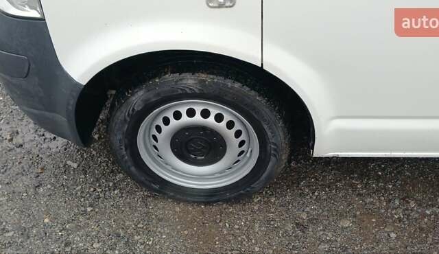 Белый Фольксваген Transporter, объемом двигателя 1.9 л и пробегом 268 тыс. км за 7700 $, фото 14 на Automoto.ua