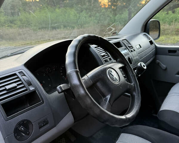 Білий Фольксваген Transporter, об'ємом двигуна 1.9 л та пробігом 371 тис. км за 7500 $, фото 8 на Automoto.ua