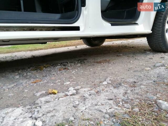 Белый Фольксваген Transporter, объемом двигателя 2.5 л и пробегом 365 тыс. км за 8300 $, фото 19 на Automoto.ua