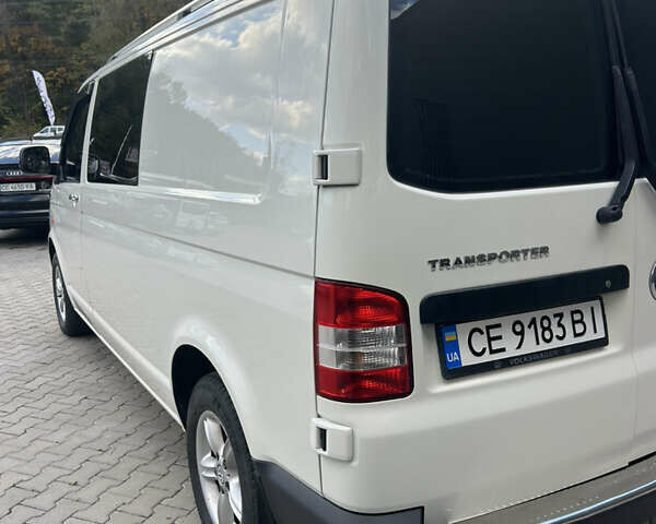 Білий Фольксваген Transporter, об'ємом двигуна 2.5 л та пробігом 309 тис. км за 7999 $, фото 5 на Automoto.ua