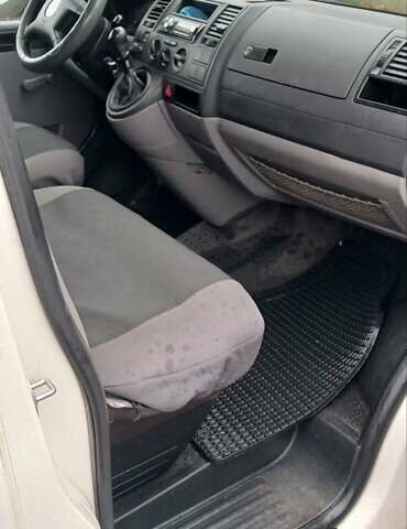 Белый Фольксваген Transporter, объемом двигателя 1.9 л и пробегом 268 тыс. км за 7700 $, фото 3 на Automoto.ua