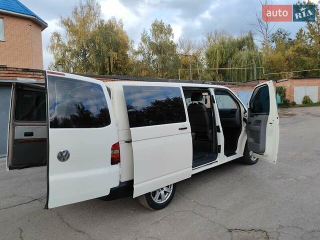 Білий Фольксваген Transporter, об'ємом двигуна 1.9 л та пробігом 340 тис. км за 8250 $, фото 12 на Automoto.ua
