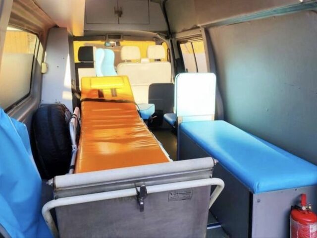 Белый Фольксваген Transporter, объемом двигателя 2.5 л и пробегом 400 тыс. км за 10000 $, фото 3 на Automoto.ua