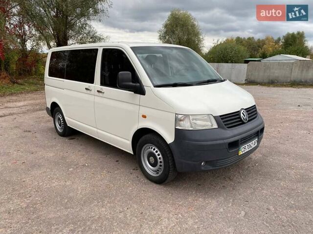 Белый Фольксваген Transporter, объемом двигателя 2.5 л и пробегом 279 тыс. км за 8250 $, фото 1 на Automoto.ua