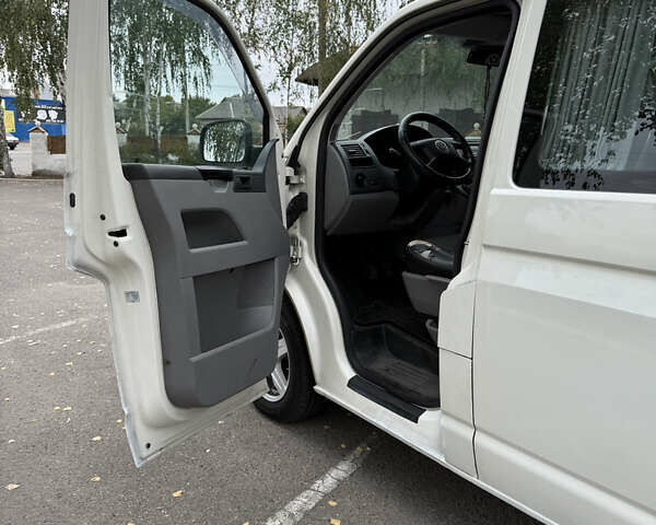 Белый Фольксваген Transporter, объемом двигателя 1.9 л и пробегом 305 тыс. км за 7500 $, фото 22 на Automoto.ua