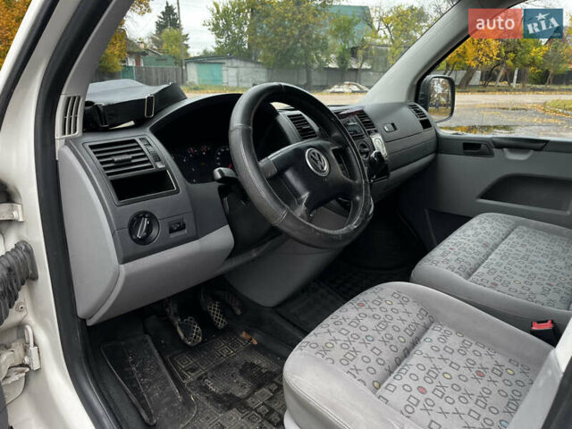 Белый Фольксваген Transporter, объемом двигателя 1.9 л и пробегом 390 тыс. км за 7700 $, фото 2 на Automoto.ua