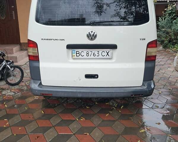 Белый Фольксваген Transporter, объемом двигателя 1.9 л и пробегом 300 тыс. км за 7000 $, фото 3 на Automoto.ua