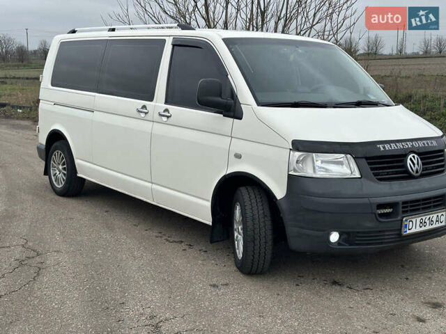 Белый Фольксваген Transporter, объемом двигателя 2.5 л и пробегом 460 тыс. км за 9400 $, фото 1 на Automoto.ua