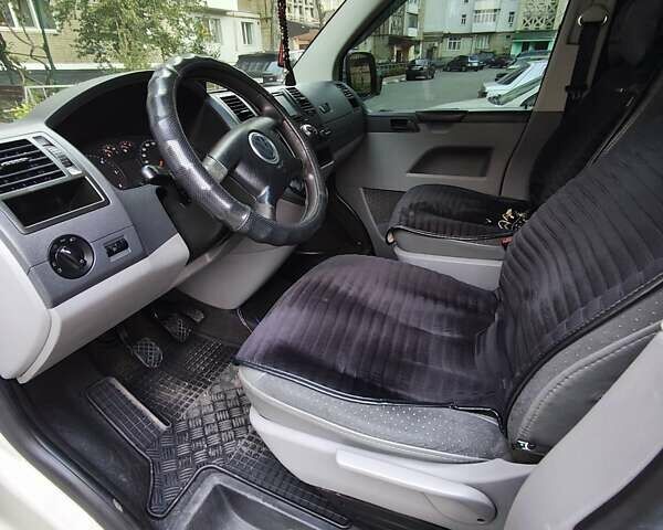 Белый Фольксваген Transporter, объемом двигателя 2.46 л и пробегом 349 тыс. км за 9000 $, фото 7 на Automoto.ua