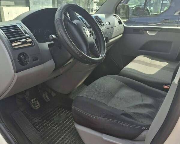 Белый Фольксваген Transporter, объемом двигателя 2.46 л и пробегом 515 тыс. км за 8500 $, фото 11 на Automoto.ua