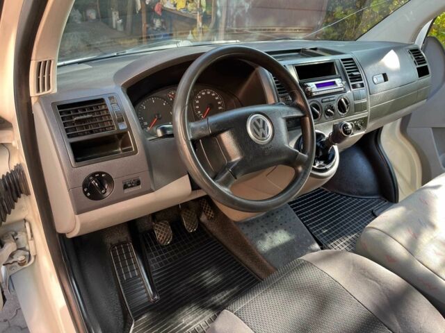 Белый Фольксваген Transporter, объемом двигателя 1.9 л и пробегом 333 тыс. км за 8900 $, фото 4 на Automoto.ua