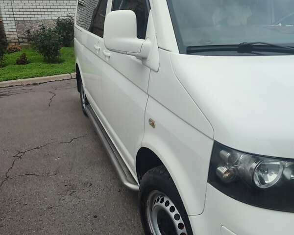 Белый Фольксваген Transporter, объемом двигателя 1.9 л и пробегом 330 тыс. км за 7100 $, фото 2 на Automoto.ua