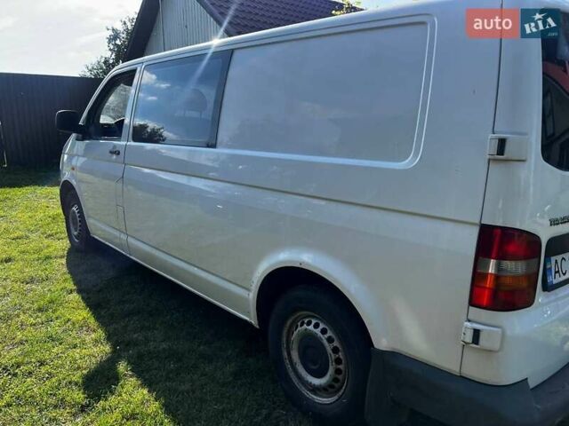 Білий Фольксваген Transporter, об'ємом двигуна 1.9 л та пробігом 435 тис. км за 7200 $, фото 4 на Automoto.ua