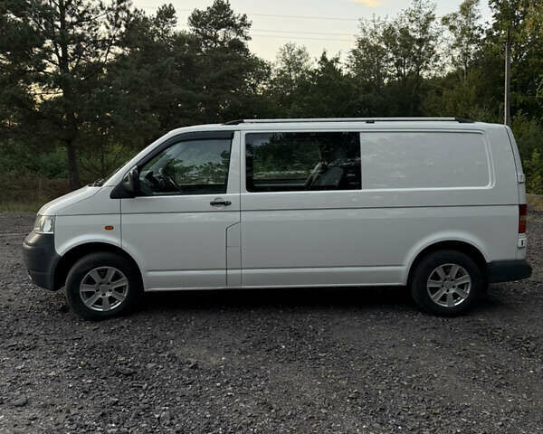 Білий Фольксваген Transporter, об'ємом двигуна 1.9 л та пробігом 371 тис. км за 7500 $, фото 5 на Automoto.ua