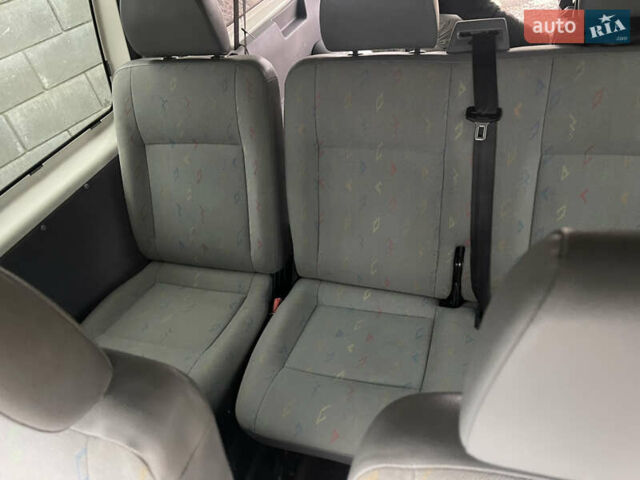 Белый Фольксваген Transporter, объемом двигателя 1.9 л и пробегом 330 тыс. км за 9500 $, фото 5 на Automoto.ua