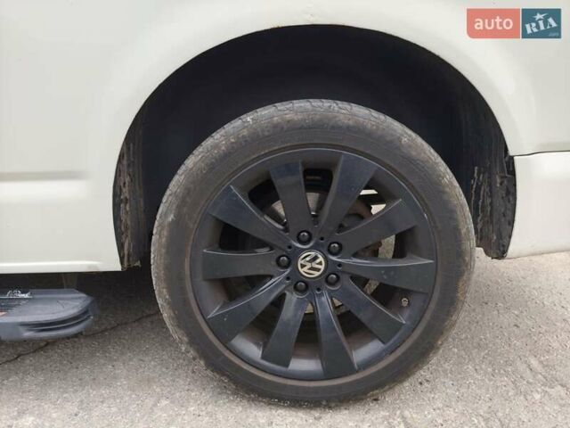 Белый Фольксваген Transporter, объемом двигателя 2.46 л и пробегом 349 тыс. км за 9000 $, фото 5 на Automoto.ua