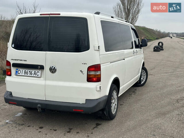 Белый Фольксваген Transporter, объемом двигателя 2.5 л и пробегом 460 тыс. км за 9400 $, фото 3 на Automoto.ua