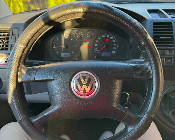 Білий Фольксваген Transporter, об'ємом двигуна 1.9 л та пробігом 360 тис. км за 7800 $, фото 9 на Automoto.ua