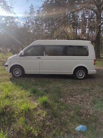 Белый Фольксваген Transporter, объемом двигателя 2.5 л и пробегом 445 тыс. км за 11000 $, фото 1 на Automoto.ua