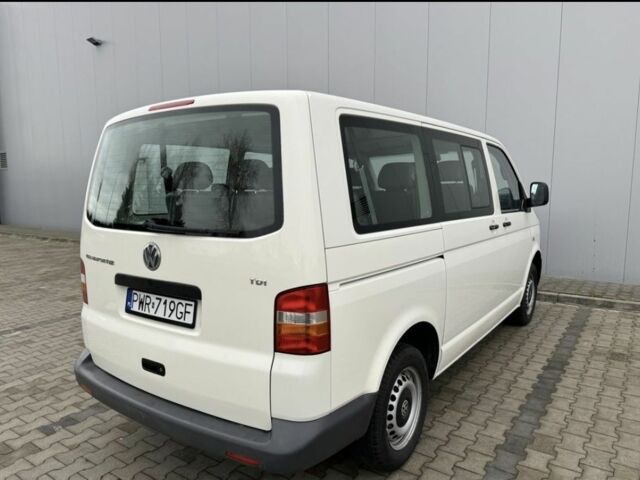 Білий Фольксваген Transporter, об'ємом двигуна 2.5 л та пробігом 215 тис. км за 3340 $, фото 5 на Automoto.ua