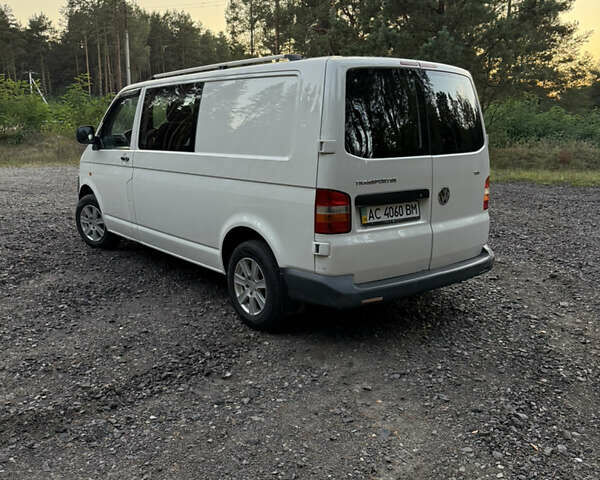 Білий Фольксваген Transporter, об'ємом двигуна 1.9 л та пробігом 371 тис. км за 7500 $, фото 1 на Automoto.ua