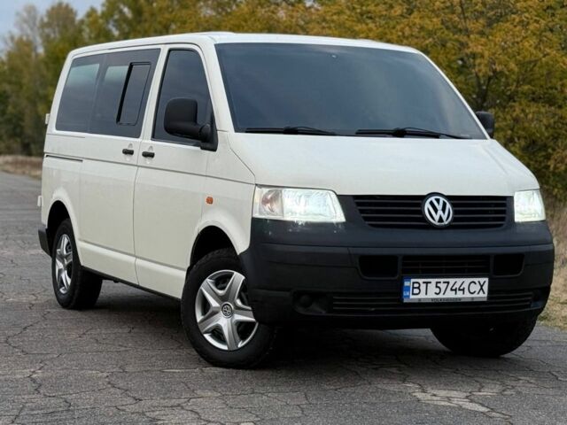 Білий Фольксваген Transporter, об'ємом двигуна 1.9 л та пробігом 290 тис. км за 7999 $, фото 4 на Automoto.ua