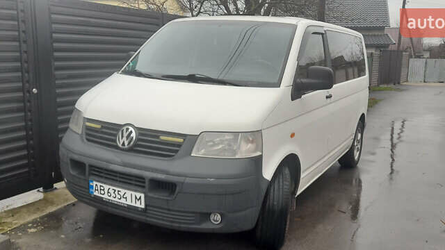 Белый Фольксваген Transporter, объемом двигателя 1.9 л и пробегом 270 тыс. км за 7800 $, фото 1 на Automoto.ua