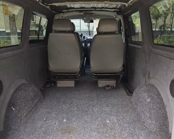 Белый Фольксваген Transporter, объемом двигателя 2.46 л и пробегом 349 тыс. км за 9000 $, фото 10 на Automoto.ua