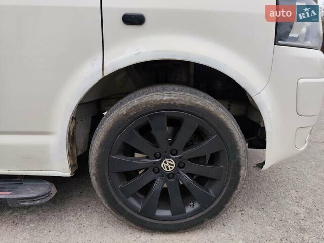 Белый Фольксваген Transporter, объемом двигателя 2.46 л и пробегом 349 тыс. км за 9000 $, фото 3 на Automoto.ua