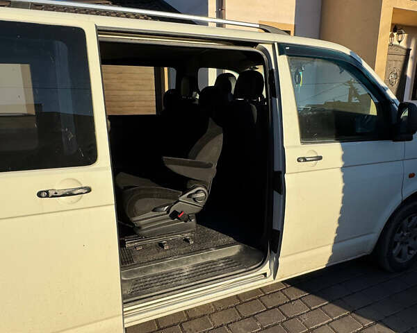 Білий Фольксваген Transporter, об'ємом двигуна 1.9 л та пробігом 360 тис. км за 7800 $, фото 11 на Automoto.ua
