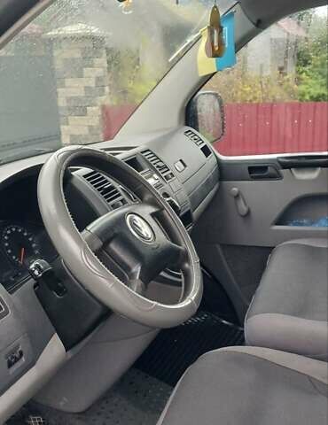 Белый Фольксваген Transporter, объемом двигателя 1.9 л и пробегом 268 тыс. км за 7700 $, фото 4 на Automoto.ua