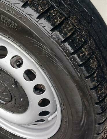 Белый Фольксваген Transporter, объемом двигателя 1.9 л и пробегом 268 тыс. км за 7700 $, фото 9 на Automoto.ua