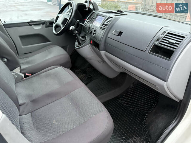 Білий Фольксваген Transporter, об'ємом двигуна 2.46 л та пробігом 290 тис. км за 9200 $, фото 39 на Automoto.ua