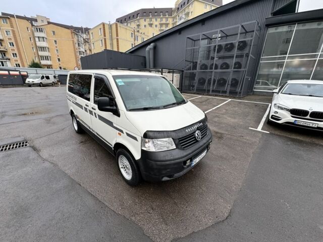 Белый Фольксваген Transporter, объемом двигателя 1.9 л и пробегом 350 тыс. км за 6999 $, фото 2 на Automoto.ua