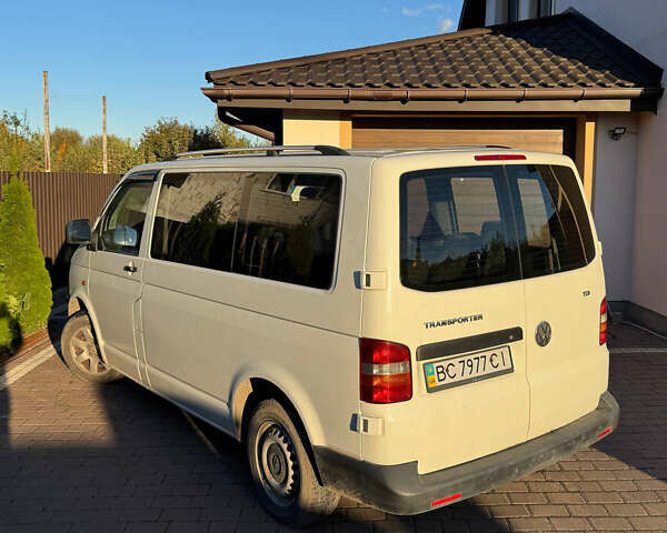 Білий Фольксваген Transporter, об'ємом двигуна 1.9 л та пробігом 360 тис. км за 7800 $, фото 19 на Automoto.ua