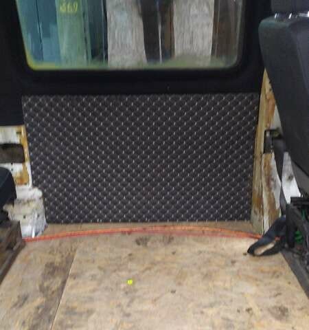 Белый Фольксваген Transporter, объемом двигателя 2.5 л и пробегом 550 тыс. км за 6400 $, фото 6 на Automoto.ua
