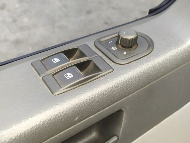 Белый Фольксваген Transporter, объемом двигателя 2.5 л и пробегом 550 тыс. км за 6400 $, фото 17 на Automoto.ua