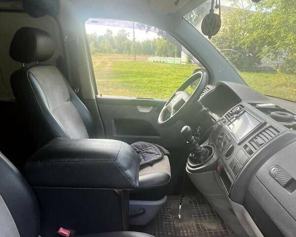 Білий Фольксваген Transporter, об'ємом двигуна 1.9 л та пробігом 390 тис. км за 6500 $, фото 5 на Automoto.ua