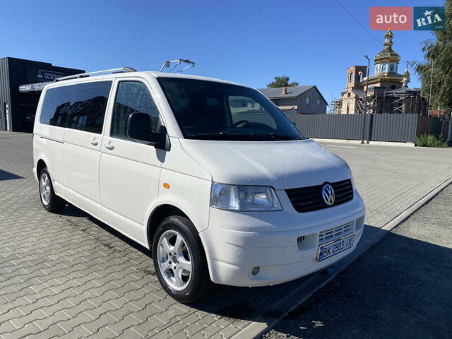 Білий Фольксваген Transporter, об'ємом двигуна 2.5 л та пробігом 340 тис. км за 6900 $, фото 2 на Automoto.ua