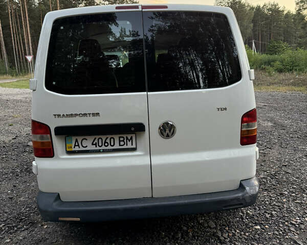 Білий Фольксваген Transporter, об'ємом двигуна 1.9 л та пробігом 371 тис. км за 7500 $, фото 2 на Automoto.ua