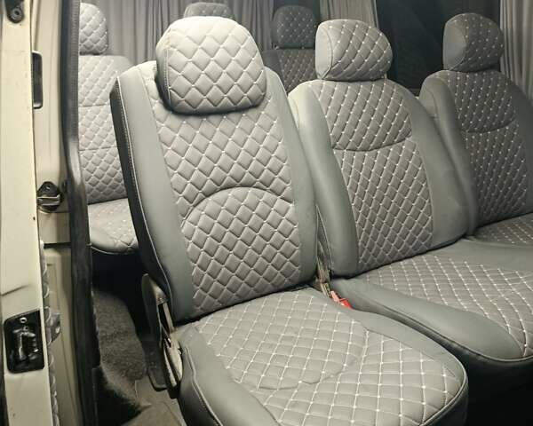 Білий Фольксваген Transporter, об'ємом двигуна 1.9 л та пробігом 360 тис. км за 8500 $, фото 9 на Automoto.ua