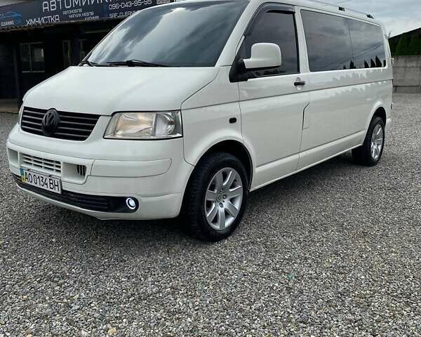Білий Фольксваген Transporter, об'ємом двигуна 2.46 л та пробігом 310 тис. км за 8800 $, фото 3 на Automoto.ua