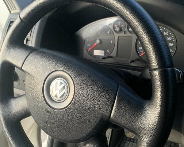 Білий Фольксваген Transporter, об'ємом двигуна 1.9 л та пробігом 390 тис. км за 7000 $, фото 7 на Automoto.ua