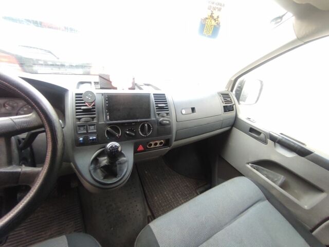 Белый Фольксваген Transporter, объемом двигателя 1.9 л и пробегом 240 тыс. км за 6500 $, фото 3 на Automoto.ua