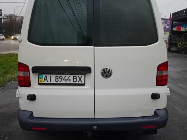 Белый Фольксваген Transporter, объемом двигателя 2.5 л и пробегом 267 тыс. км за 9600 $, фото 6 на Automoto.ua