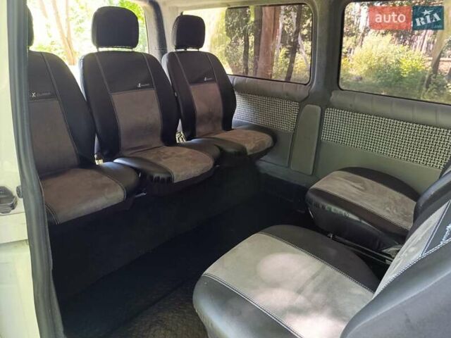Білий Фольксваген Transporter, об'ємом двигуна 2.5 л та пробігом 255 тис. км за 8000 $, фото 47 на Automoto.ua