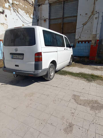 Білий Фольксваген Transporter, об'ємом двигуна 1.9 л та пробігом 370 тис. км за 7000 $, фото 2 на Automoto.ua