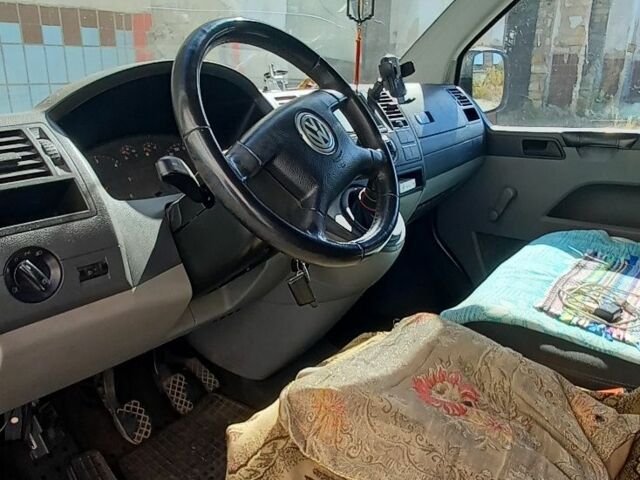 Білий Фольксваген Transporter, об'ємом двигуна 1.9 л та пробігом 373 тис. км за 7000 $, фото 6 на Automoto.ua